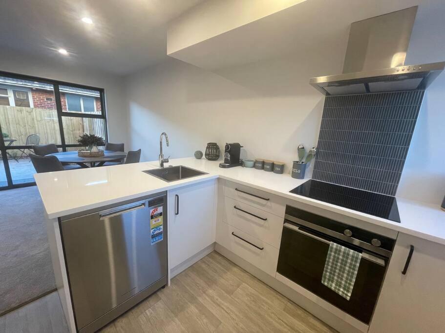 Apartment New And Serene Two Bedroom Townhouse Close To Cbd